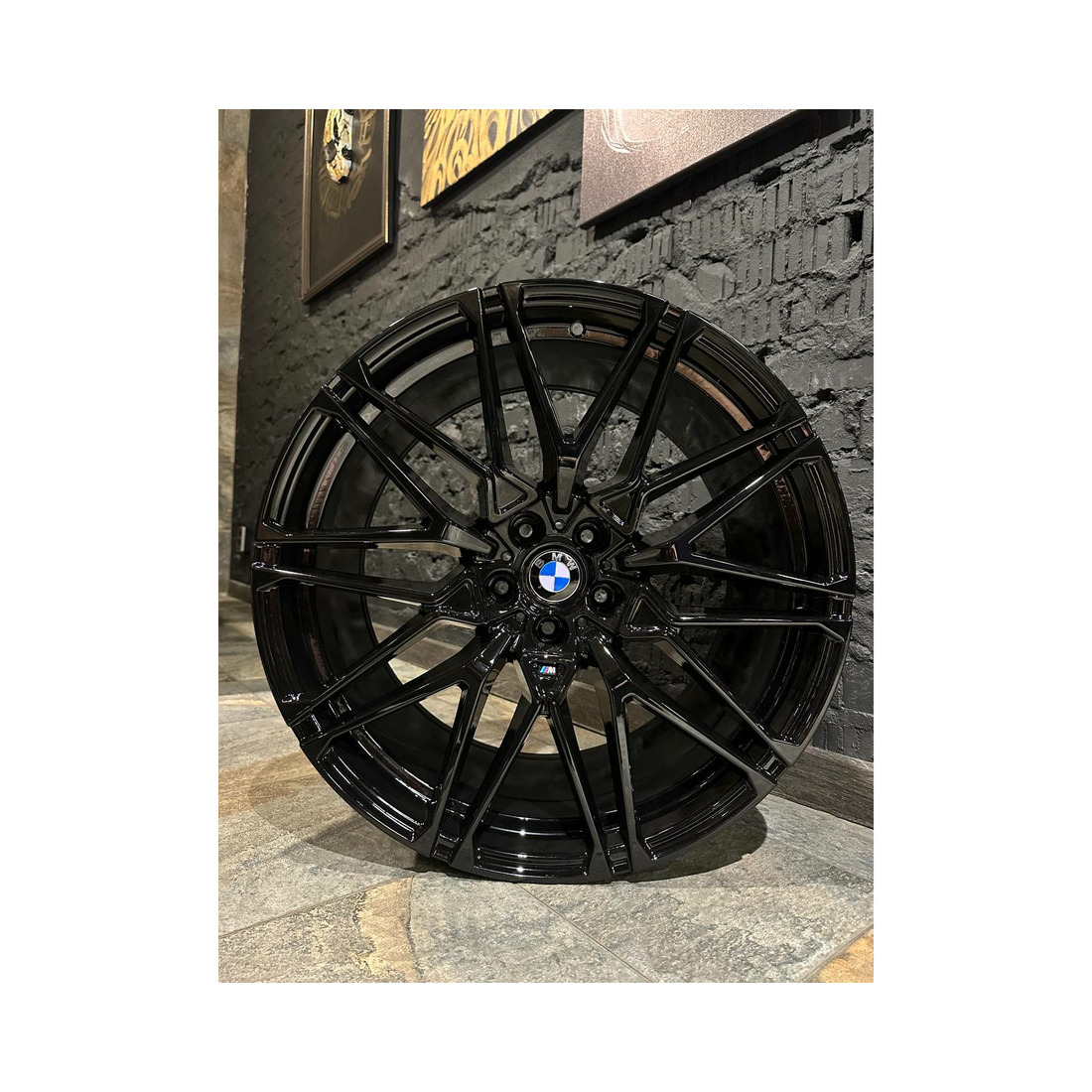 11.5x20 5x120 74.1 ET37 gloss black Вид 0